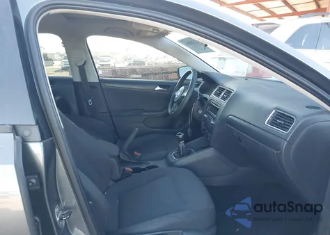 2012 Volkswagen Jetta 2.0L S z USA, uszkodzony, nr VIN 3VW1K7AJ9CM333472